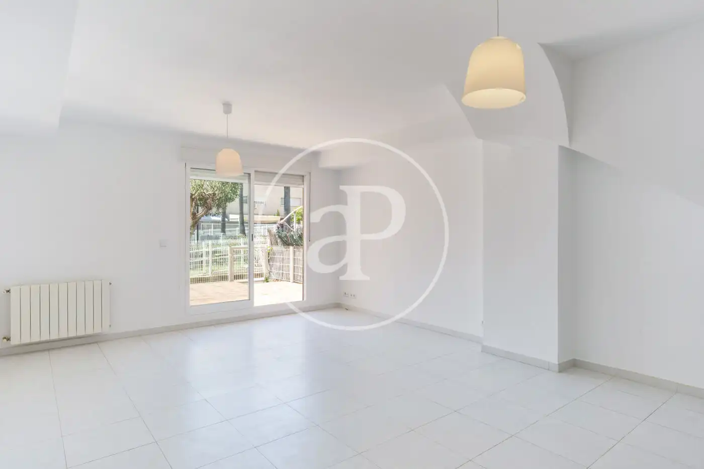 Sala d'estar de Casa adosada de lloguer en Almenara amb Calefacció, Jardí privat i Terrassa