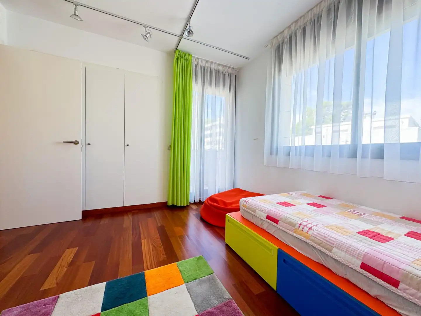 Habitación de Casa o chalet en venta en Torredembarra con Aire acondicionado, Calefacción y Jardín privado
