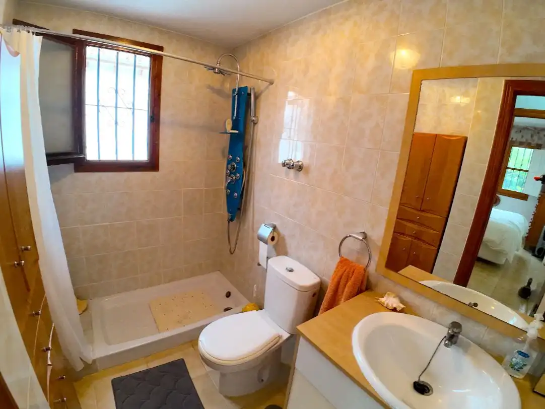 Apartamento con piscina en venta en LAGO JARDIN URBANIZATION 1 N* LOS BALCONES TORREVIEJA APARTMENT NO. 25 TORREVIEJA ALICANTE THE BALCONIES, ES 03186 IS Phone numbe 25, imagen 3