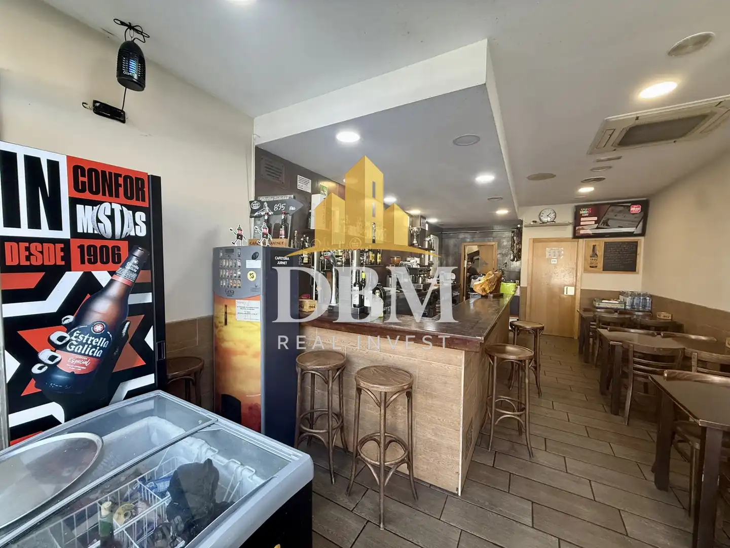 Business premises for transfer in Nou Barris, imagen 26
