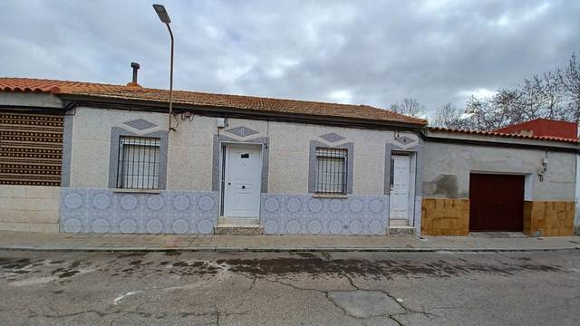 Casa adosada en Venta en DON QUIJOTE en Carretera de Córdoba - Libertad