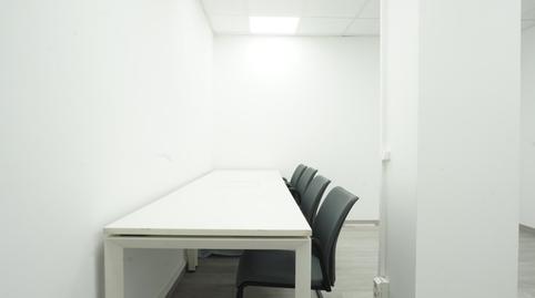 Foto 2 de Oficina en venda a Porta, Barcelona