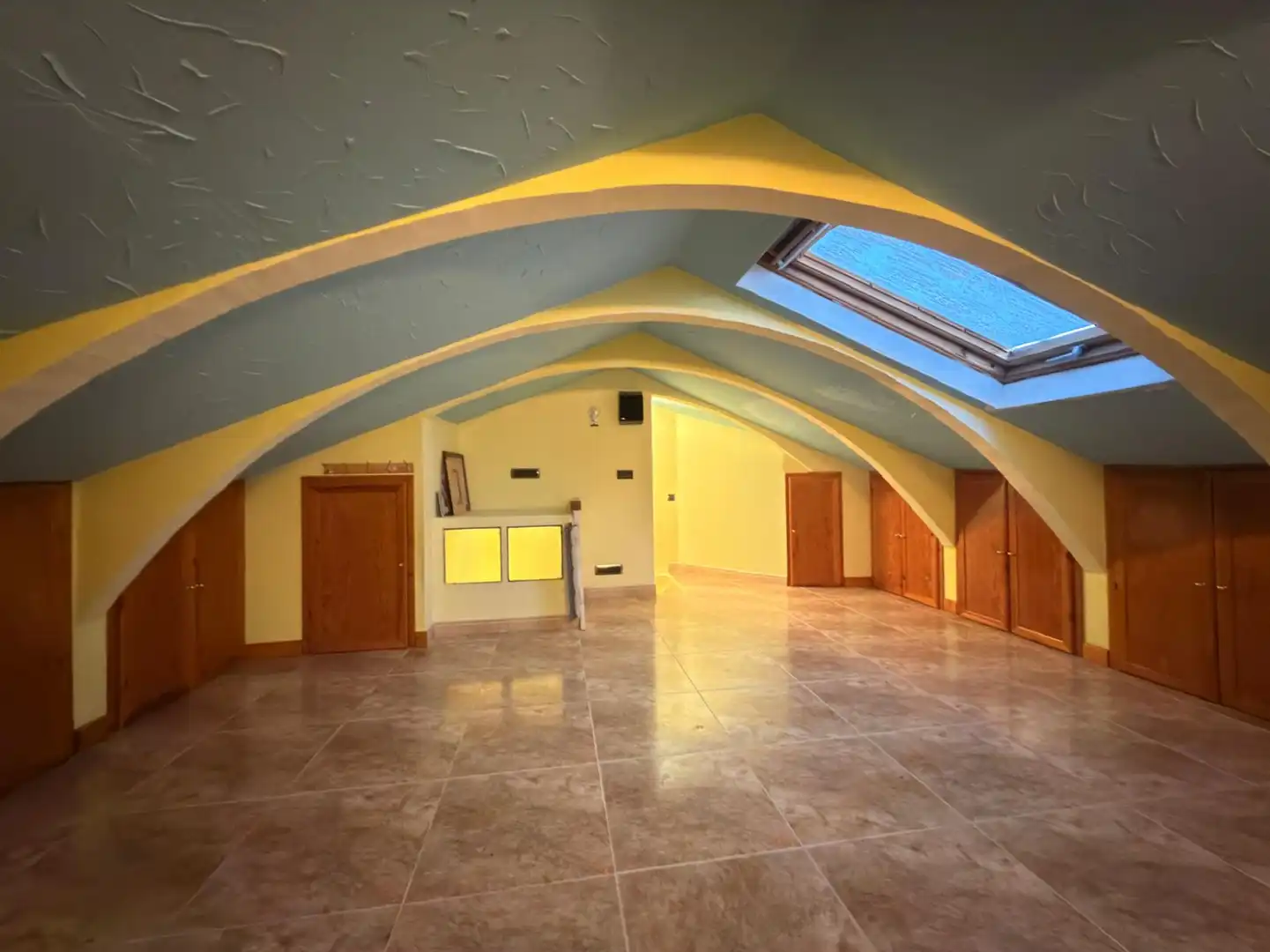 Casa o chalet en venta en  Logroño con Jardín privado, Terraza y Trastero