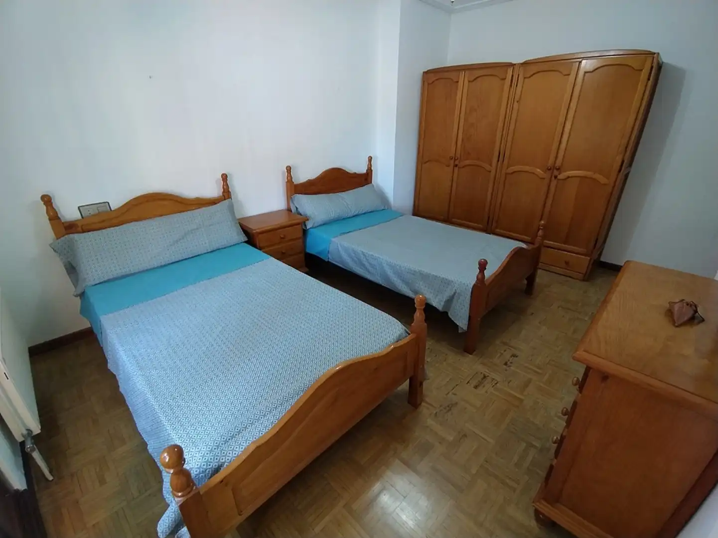 Dormitori de Pis en venda en Avilés amb Calefacció, Parquet i Terrassa
