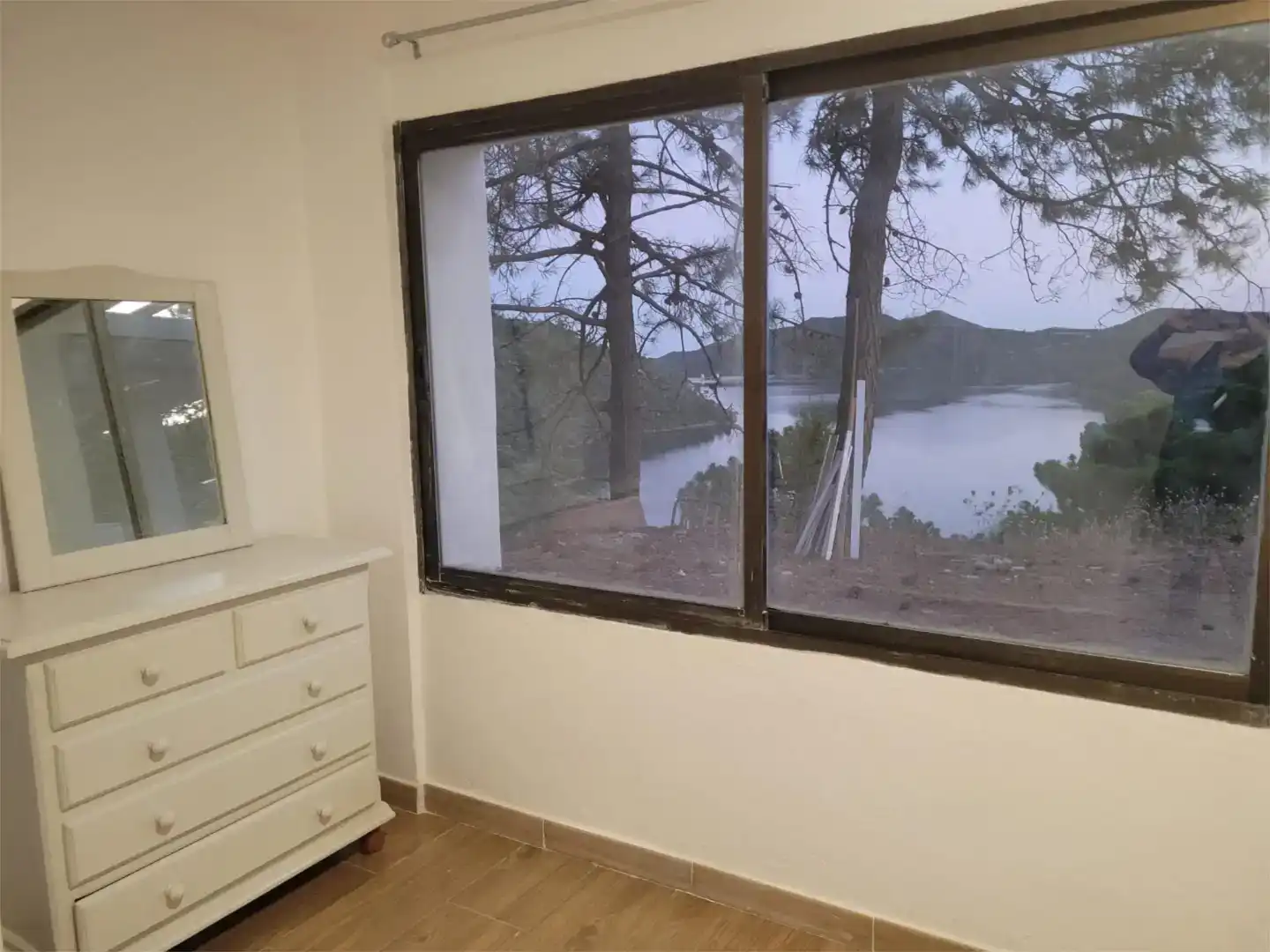 Habitación de Casa o chalet para compartir en Istán con Jardín privado, Amueblado y Lavadora