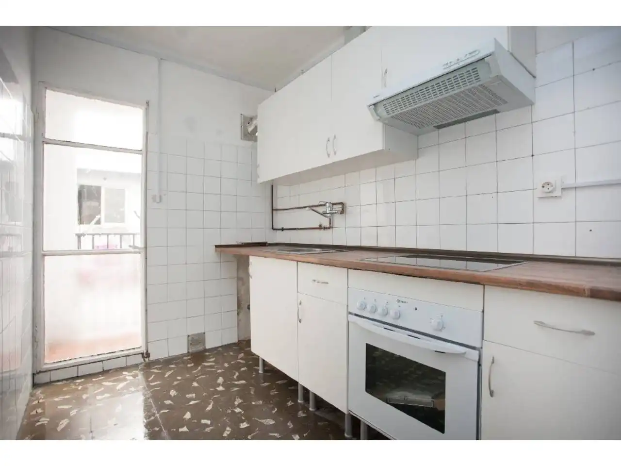 Cocina de Piso en venta en Girona con Balcón