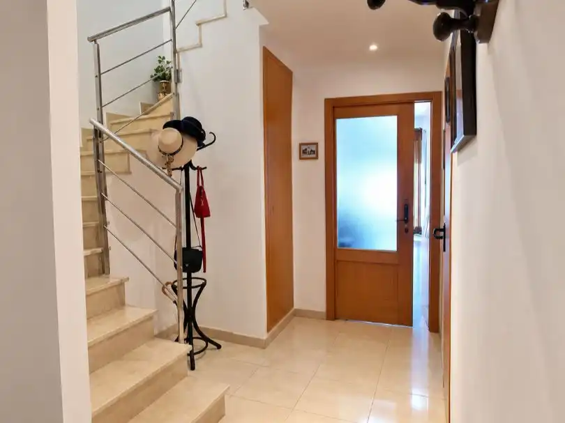 Casa adosada en venda en Carcaixent amb Forn, Rentadora i Microones