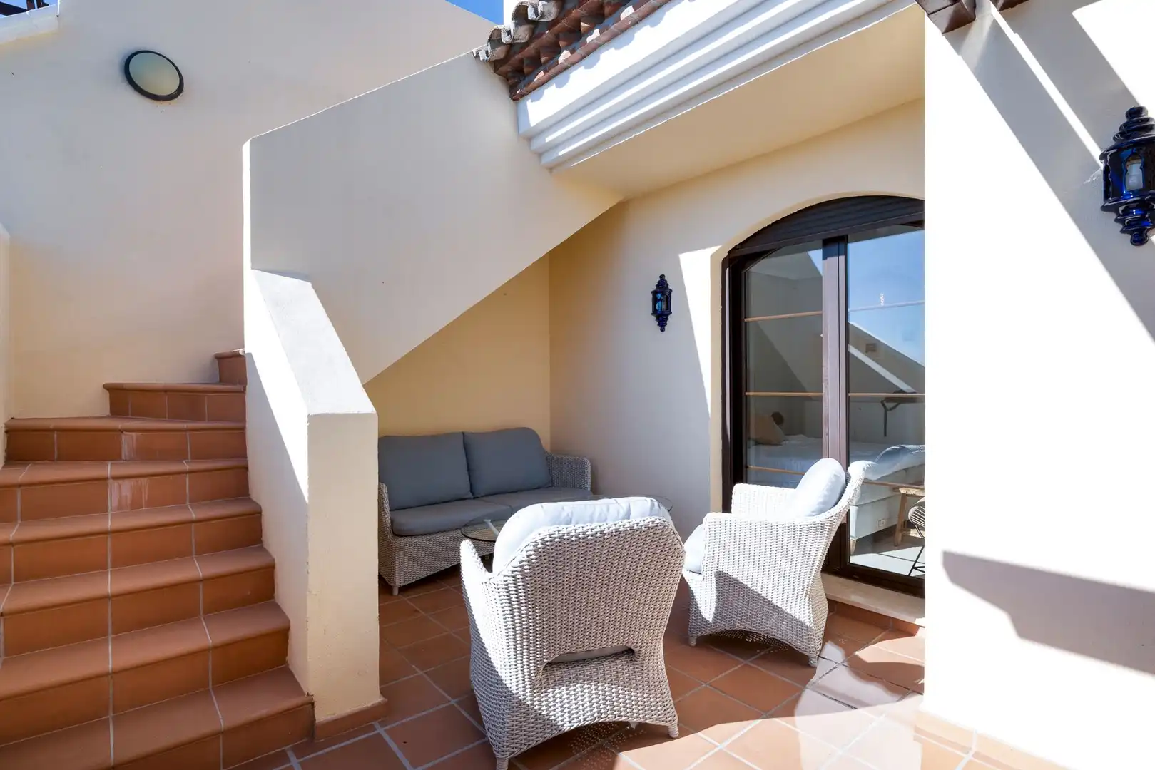 Terrasse von Maisonette zur Miete in Benahavís mit Klimaanlage, Heizung und Privatgarten