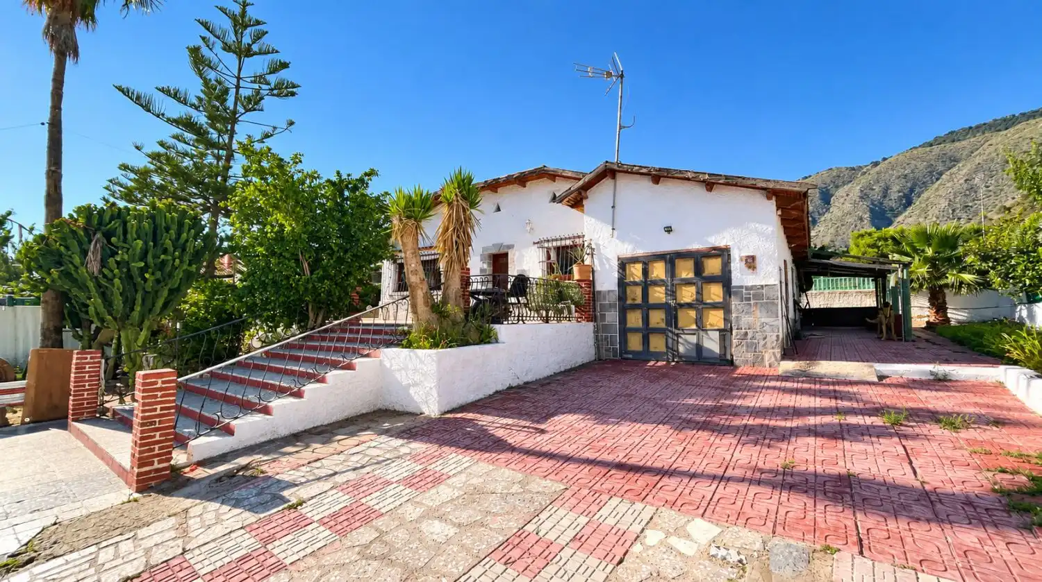 Exterior view of Houses for sale in Montepinar - La Aparecida - Raiguero