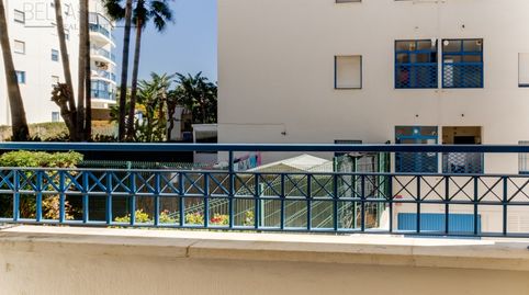 Foto 5 de Piso en venta en Avenida Puerta del Mar, Puerto de Estepona, Estepona
