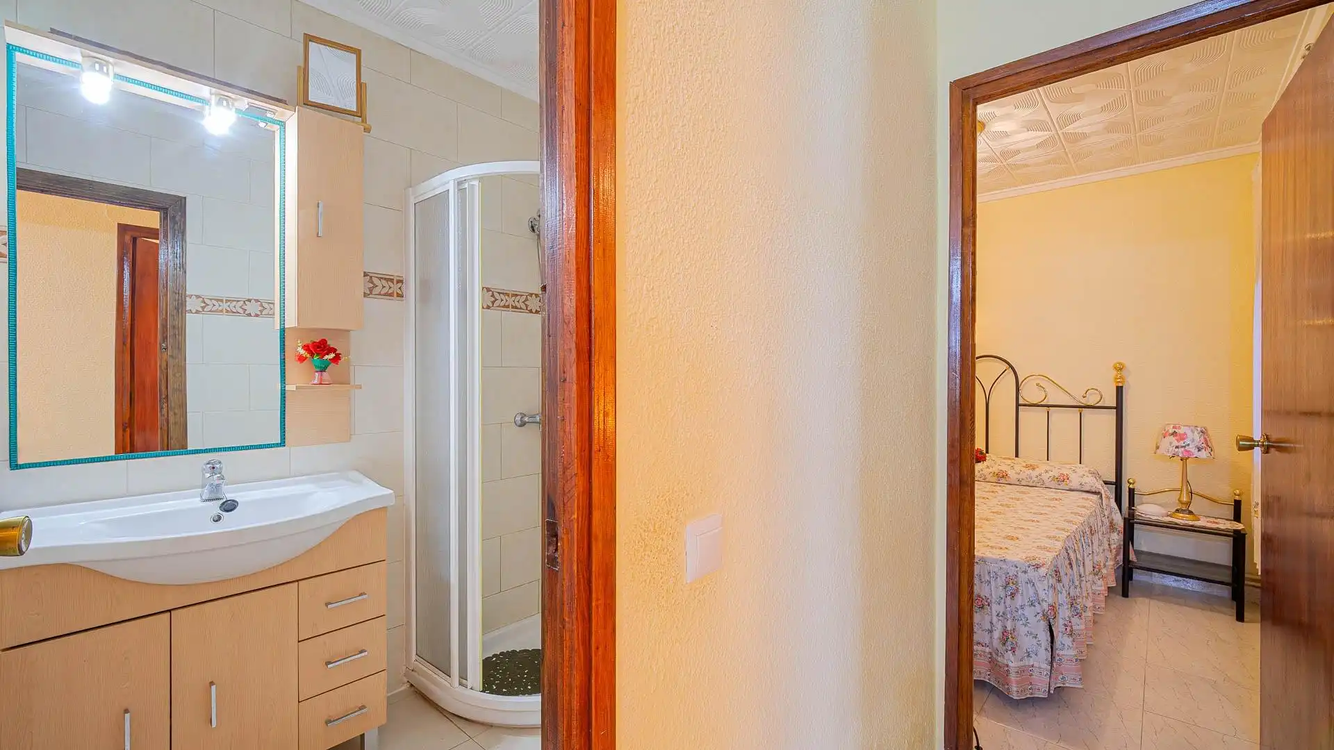 Baño de Casa o chalet en venta en Torrevieja con Jardín privado, Terraza y Trastero