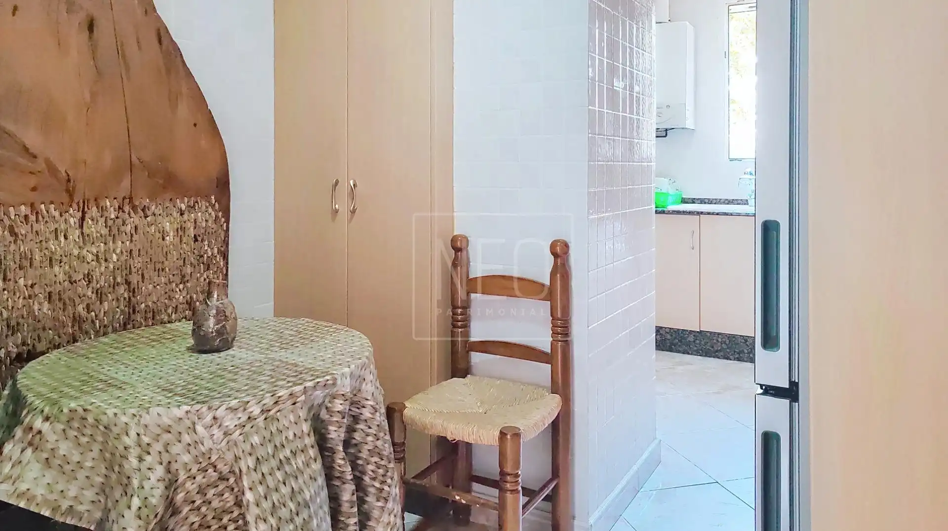 Habitación de Planta baja en venta en Valencia con Jardín privado y Piscina comunitaria
