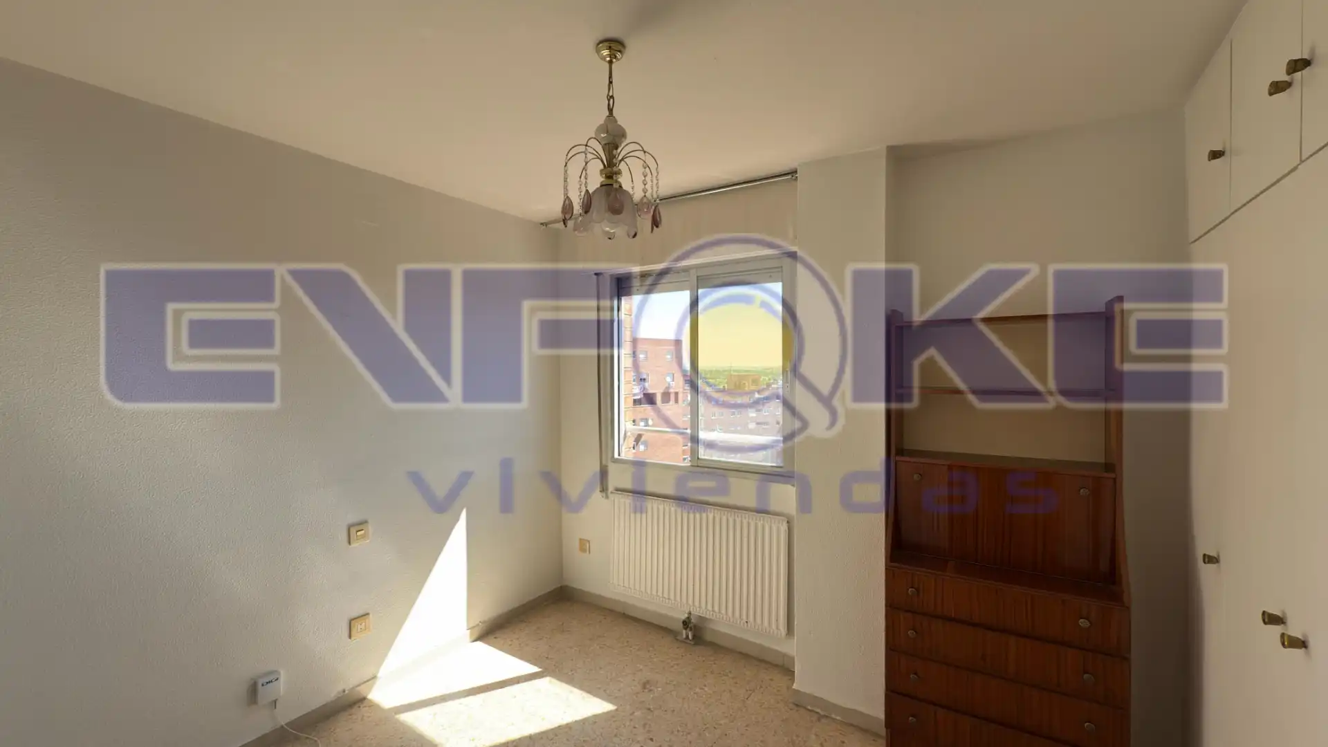 Habitación de Piso en venta en Madrid con Calefacción y Terraza