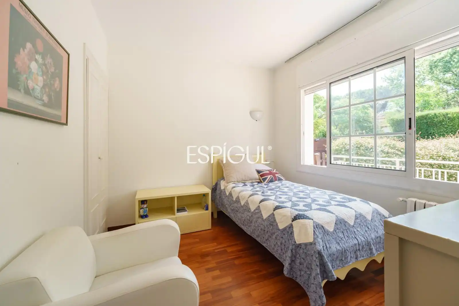 Bedroom of Houses for sale in Sant Cugat del Vallès  with Air Conditioner, Heating and Parquet flooring
