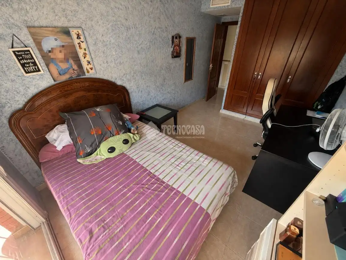 Habitación de Piso en venta en Estepona con Balcón