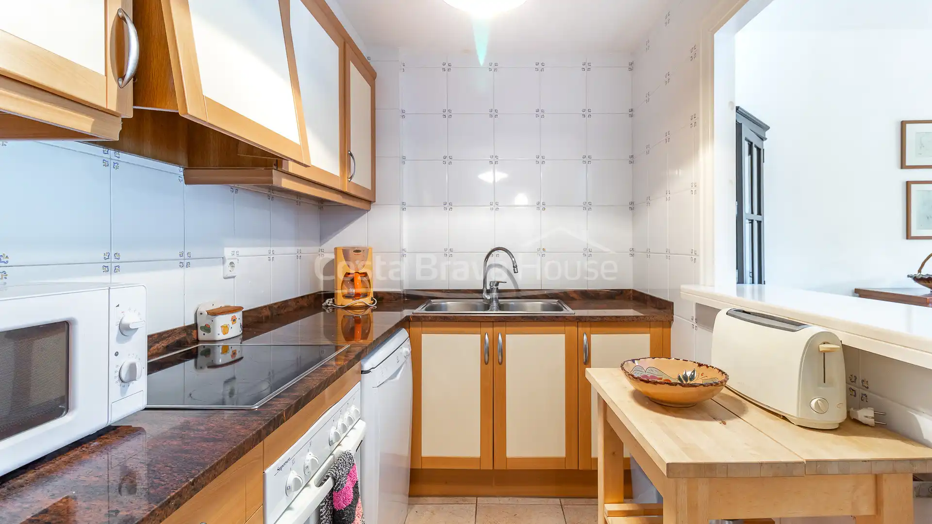 Cocina de Apartamento en venta en Pals con Terraza, Piscina y Horno