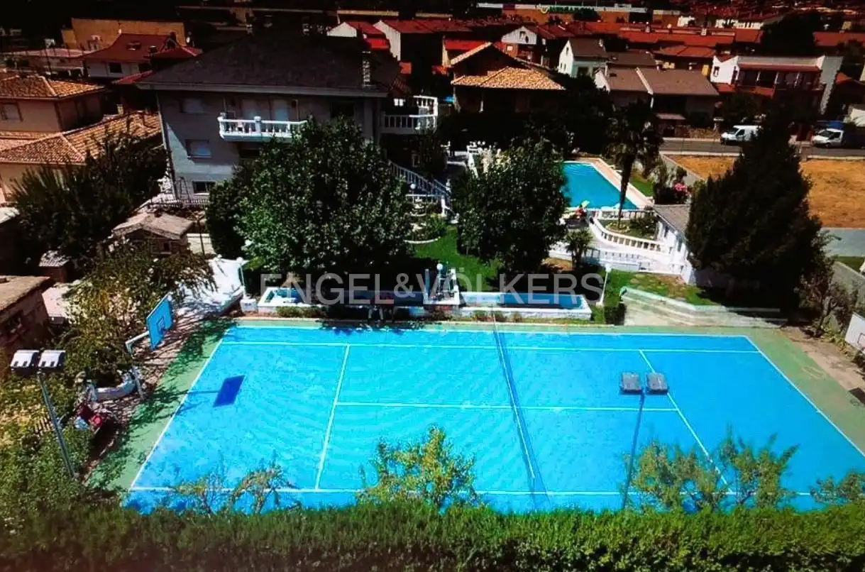 Schwimmbecken von Country house zum Verkauf in Cabanillas del Campo mit Klimaanlage, Heizung und Privatgarten