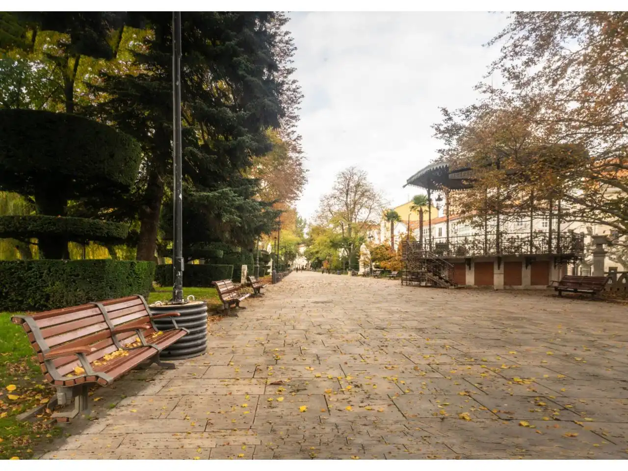 Vista exterior de Piso en venta en Burgos con Calefacción, Trastero y Alarma
