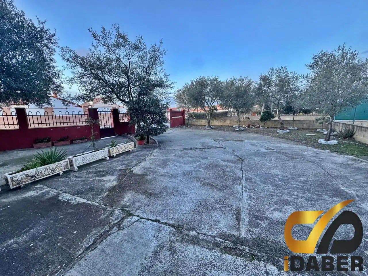 Edificio en venta en Carranque