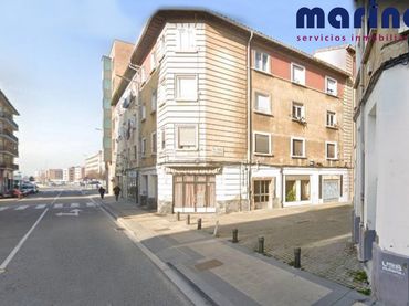 Local comercial en venta en Calle de Santa Engracia 7