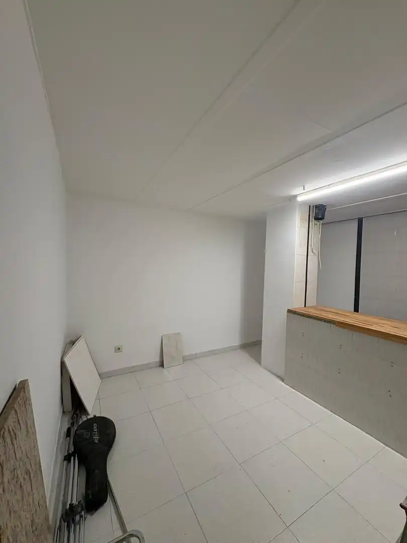 Geschaftsraum zur Miete in Girona