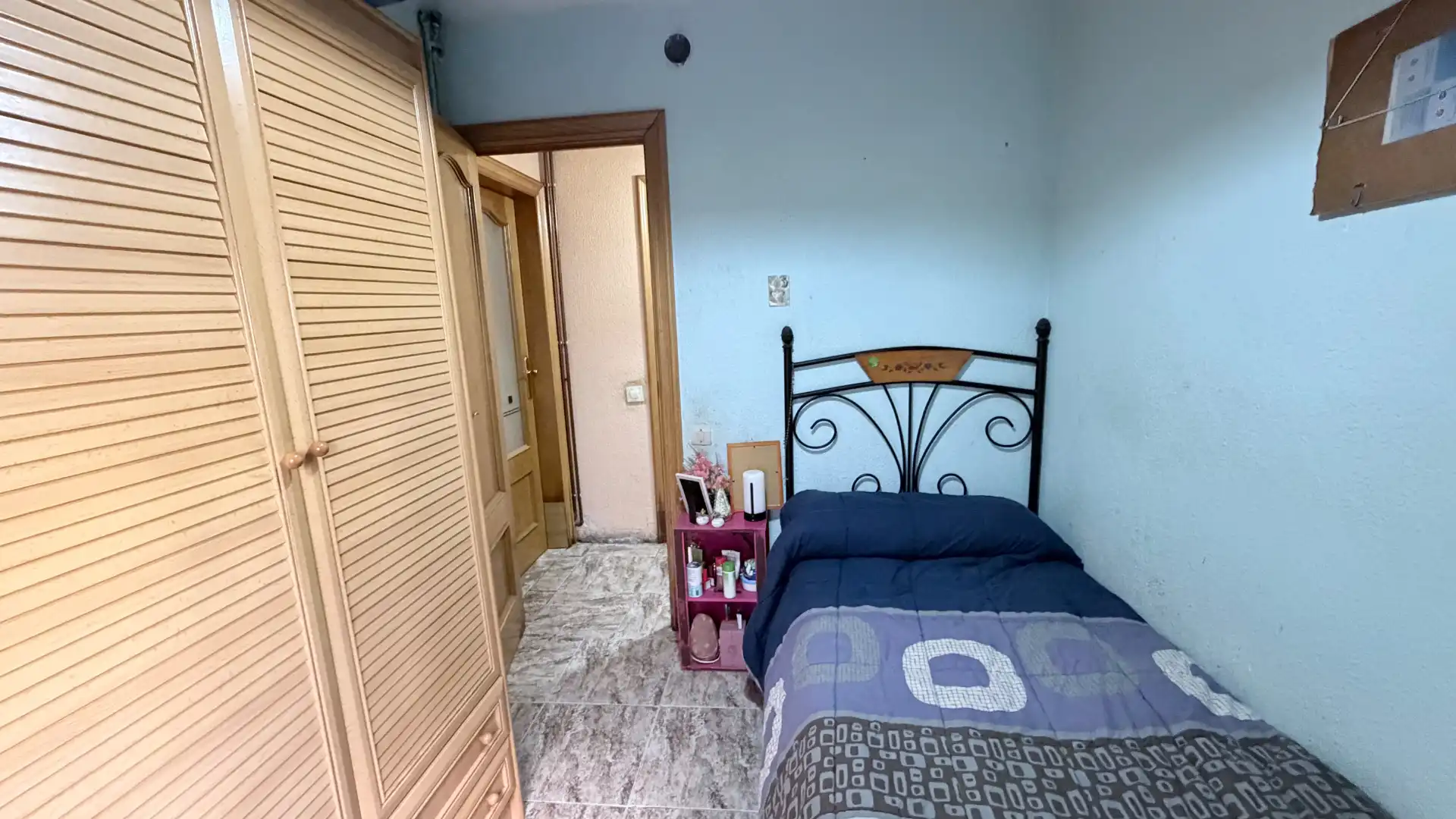 Habitación de Piso en venta en Viladecans con Calefacción, Amueblado y Horno