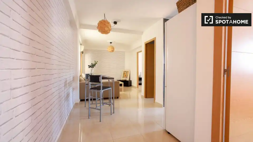 Room in Els Orriols