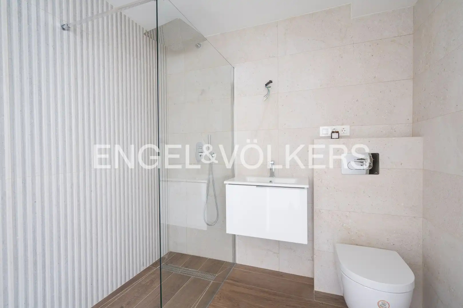 Baño de Piso en venta en Gijón  con Calefacción y Terraza