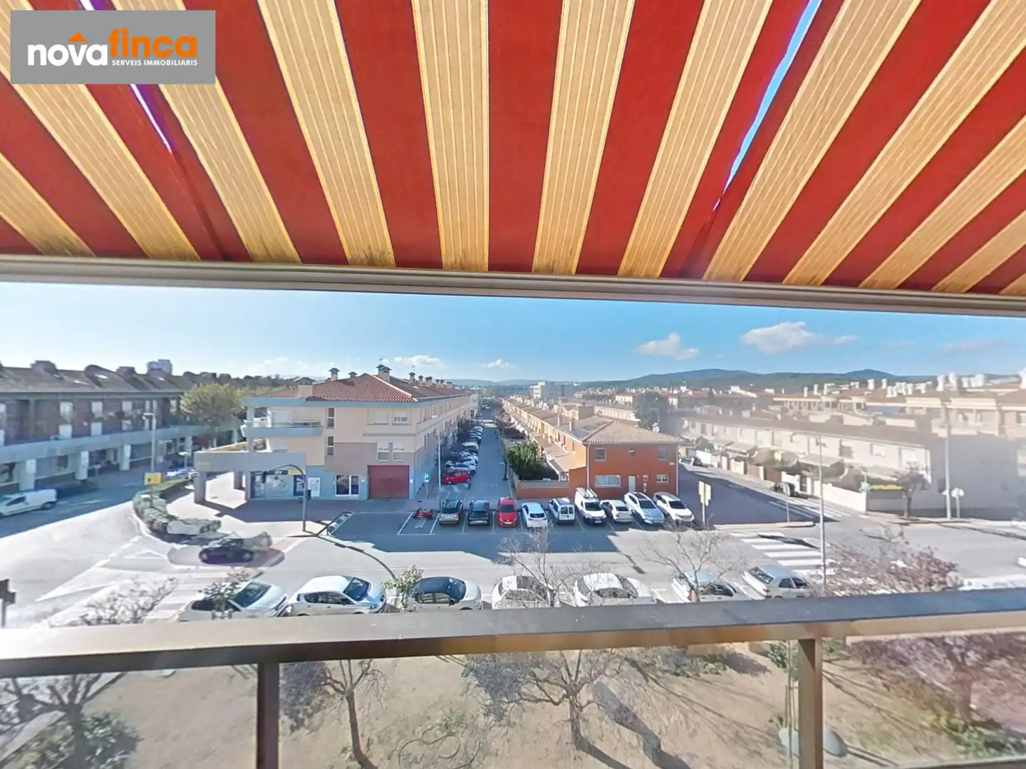 Außenansicht von Maisonette zum Verkauf in Palamós mit Klimaanlage, Heizung und Parkett