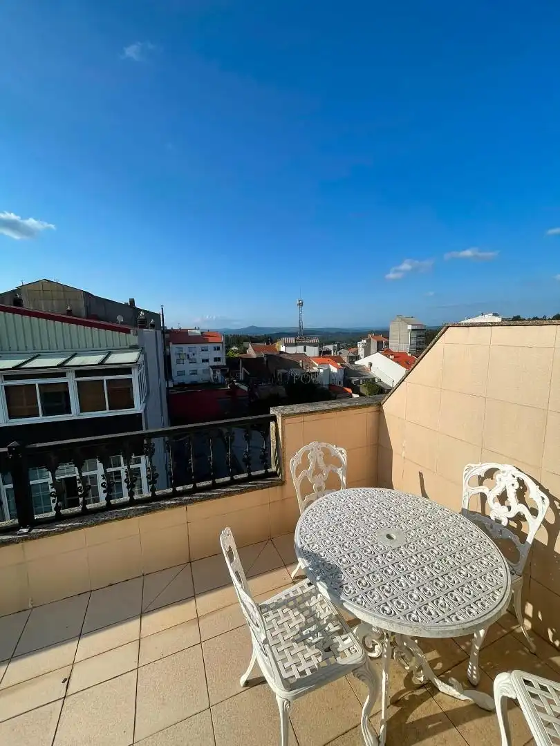 Terraza de Piso en venta en A Estrada  con Calefacción, Terraza y Trastero