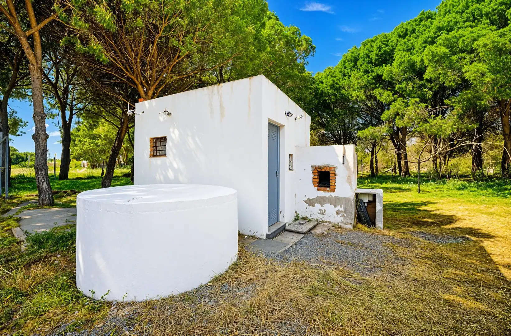 Vista exterior de Casa o chalet en venta en Chiclana de la Frontera con Trastero