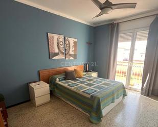 Bedroom of Flat for sale in Vilanova i la Geltrú