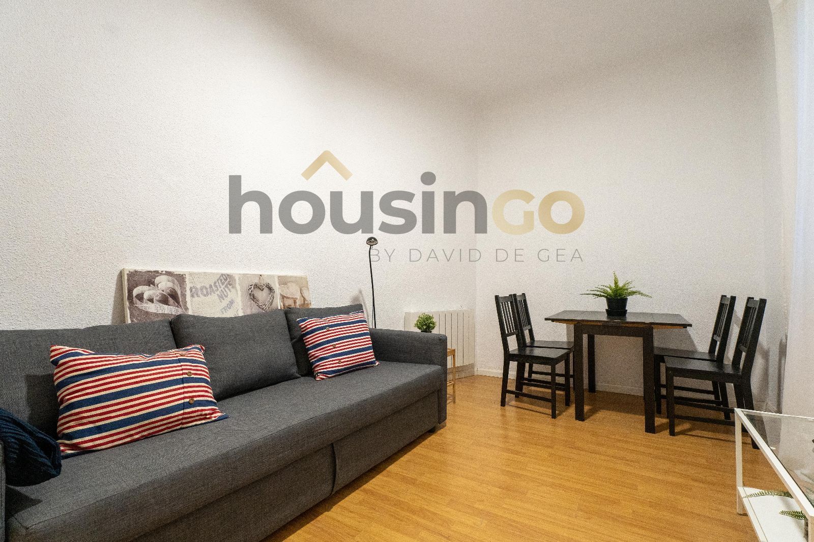 Sala de estar de Piso de alquiler en  Madrid Capital con Calefacción, Amueblado y Lavadora