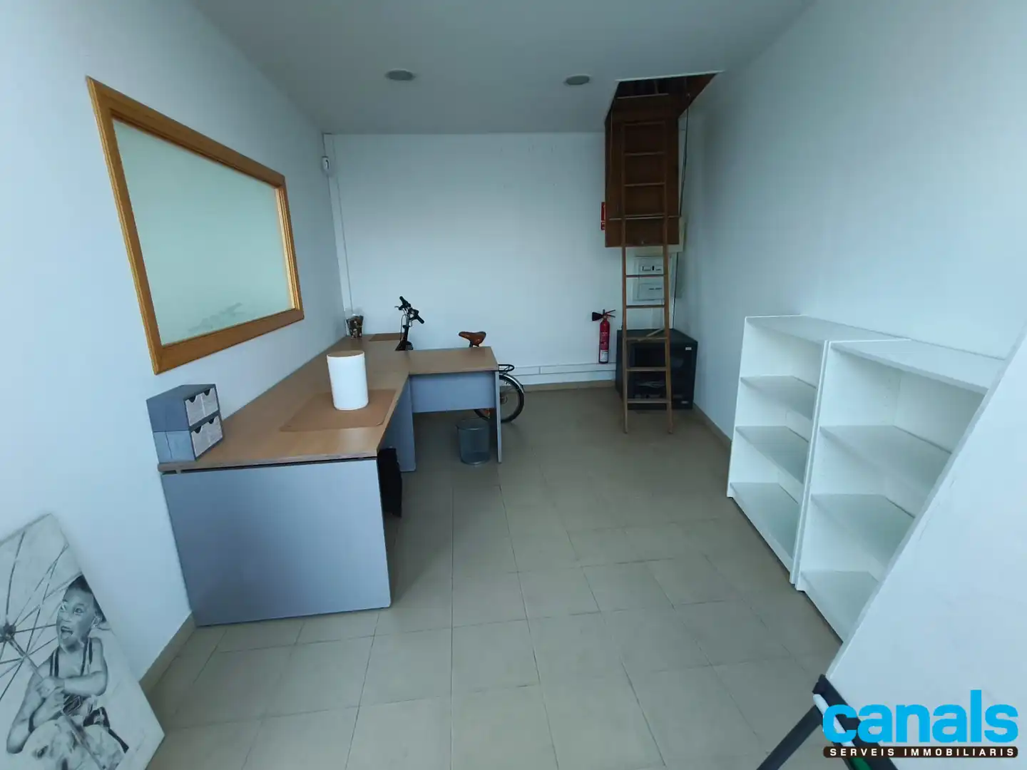 Commercial properties for rent in Ripollet  with Air Conditioner, Heating and Furnished