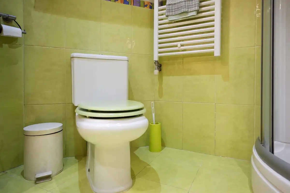 Bathroom of Flat for sale in Madrid  with Heating