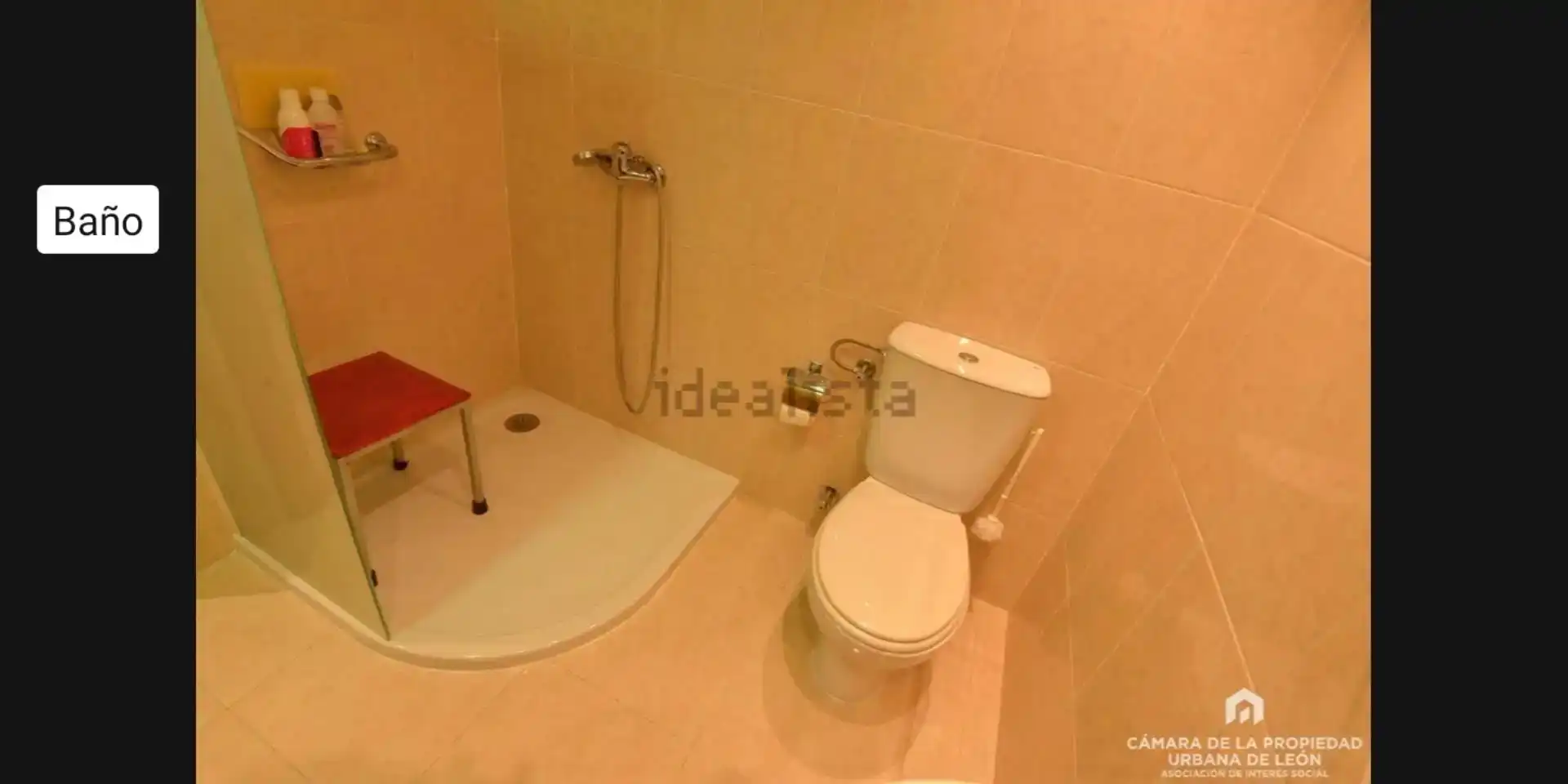 Bany de Apartament en venda en León Capital 