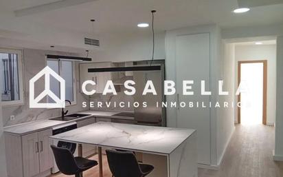 Kitchen of Flat for sale in  Valencia Capital  with Air Conditioner and Heating