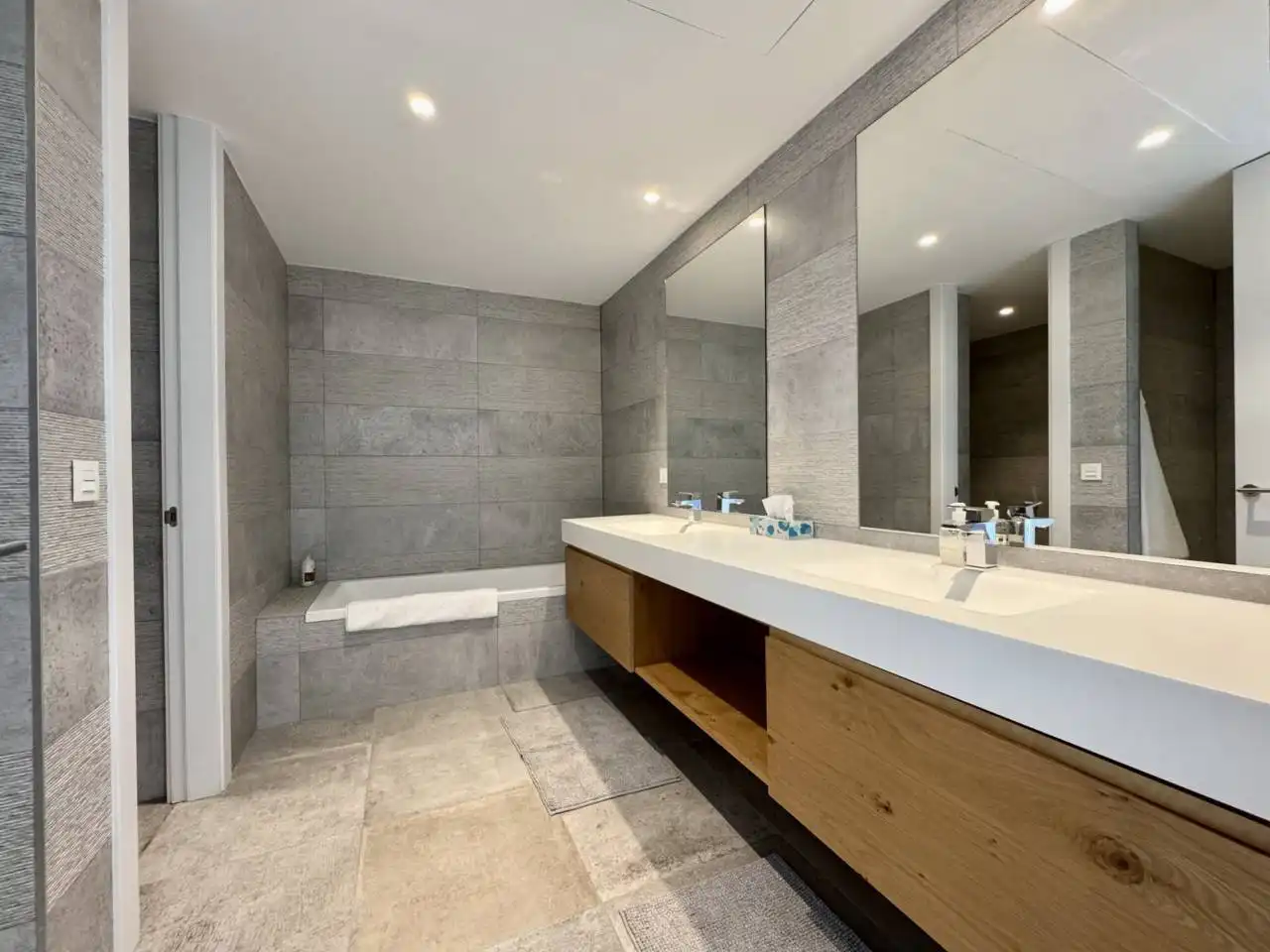 Àtic de lloguer a Calle General Ramon Despuig, Son Vida