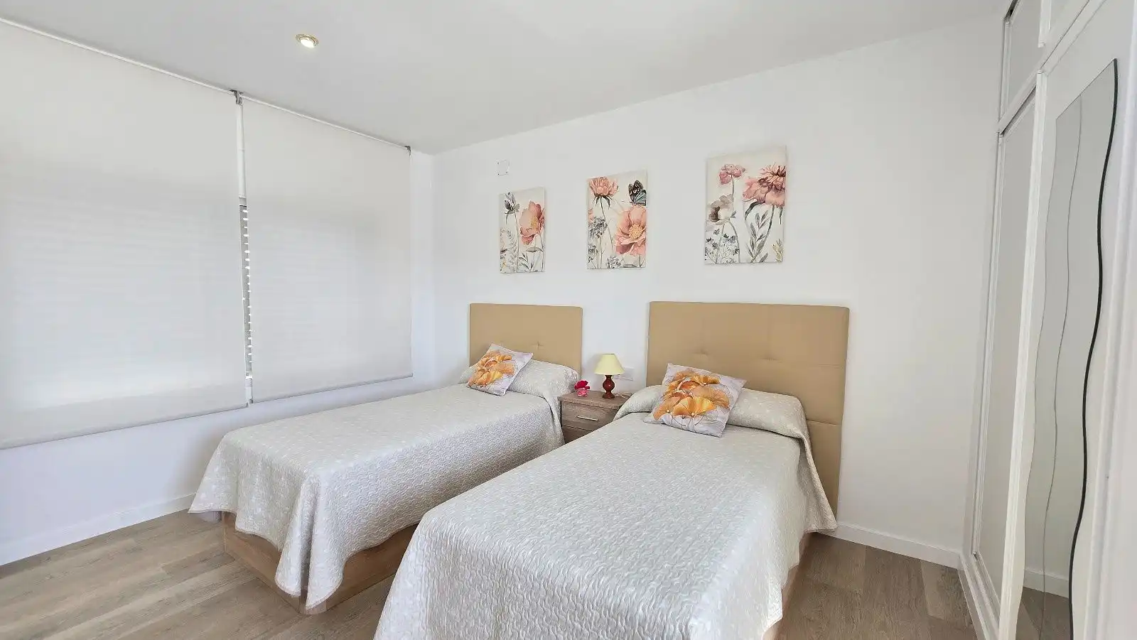 Dormitori de Casa o xalet en venda en Torremolinos amb Aire condicionat, Terrassa i Traster