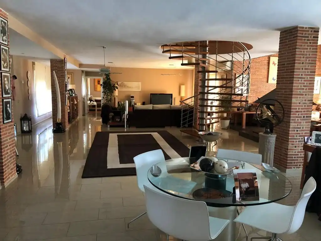Sala de estar de Casa o chalet en venta en Villanueva de Perales con Aire acondicionado, Calefacción y Jardín privado