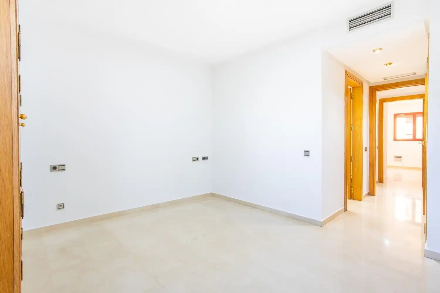 Flat for sale in Murcia  with Air Conditioner, Terrace and Storage room