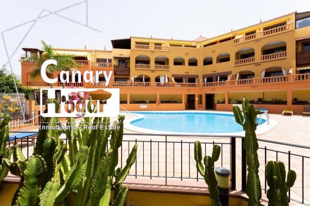 Apartamento en venta en Adeje con Aire acondicionado, Terraza y Alarma