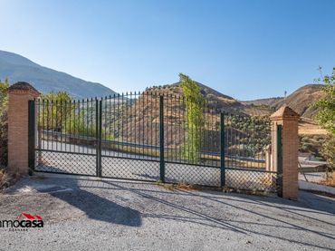 Terreny residencial en venda a Monachil pueblo