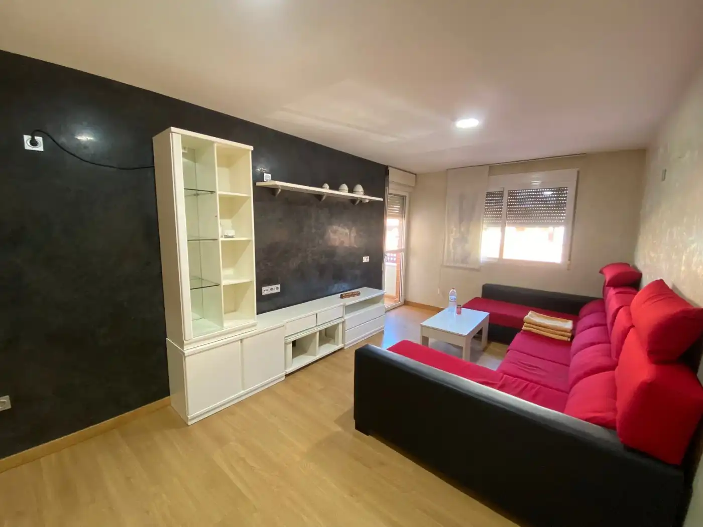 Living room of Flat for rent in Murcia  with Air Conditioner, Heating and Furnished