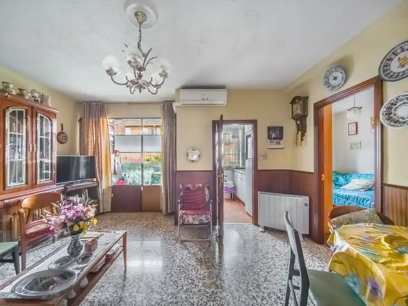 Piso en venta en DEL SUR, Entrevías