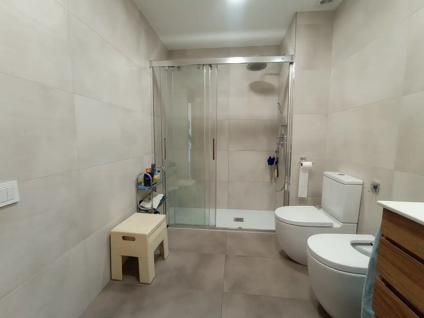 Badezimmer von Einfamilien-Reihenhaus zum Verkauf in Santa Perpètua de Mogoda mit Klimaanlage, Heizung und Terrasse
