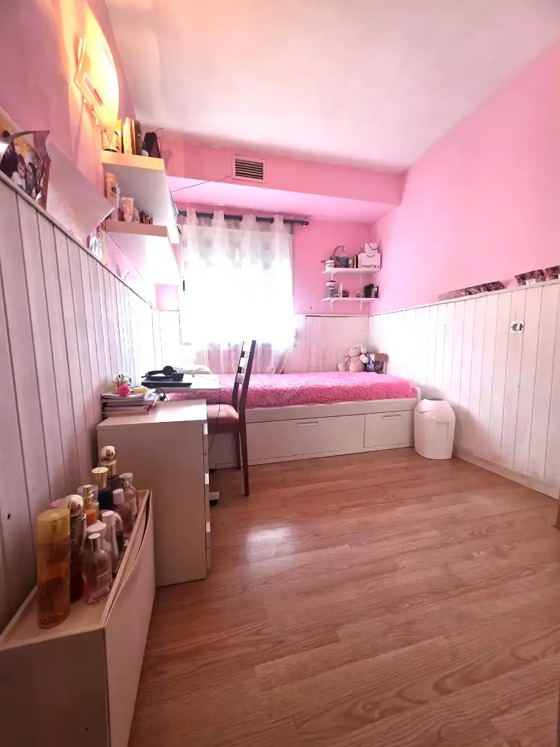 Bedroom of Flat for sale in Móstoles  with Air Conditioner, Heating and Parquet flooring
