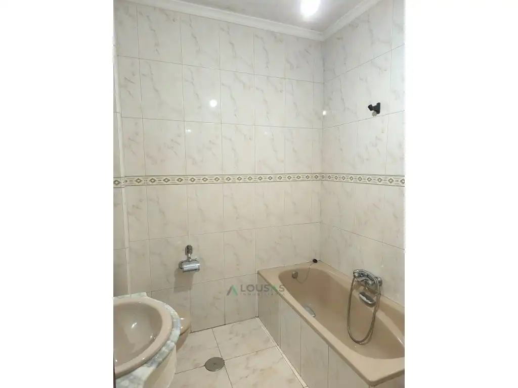 House for sale in Calle Rosalia De Castro, imagen 11