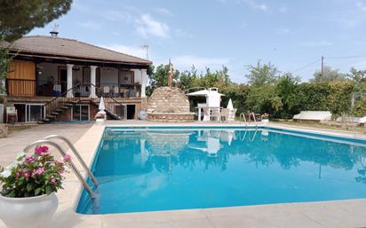 Swimming pool of House or chalet for sale in Úbeda  with Air Conditioner and Swimming Pool