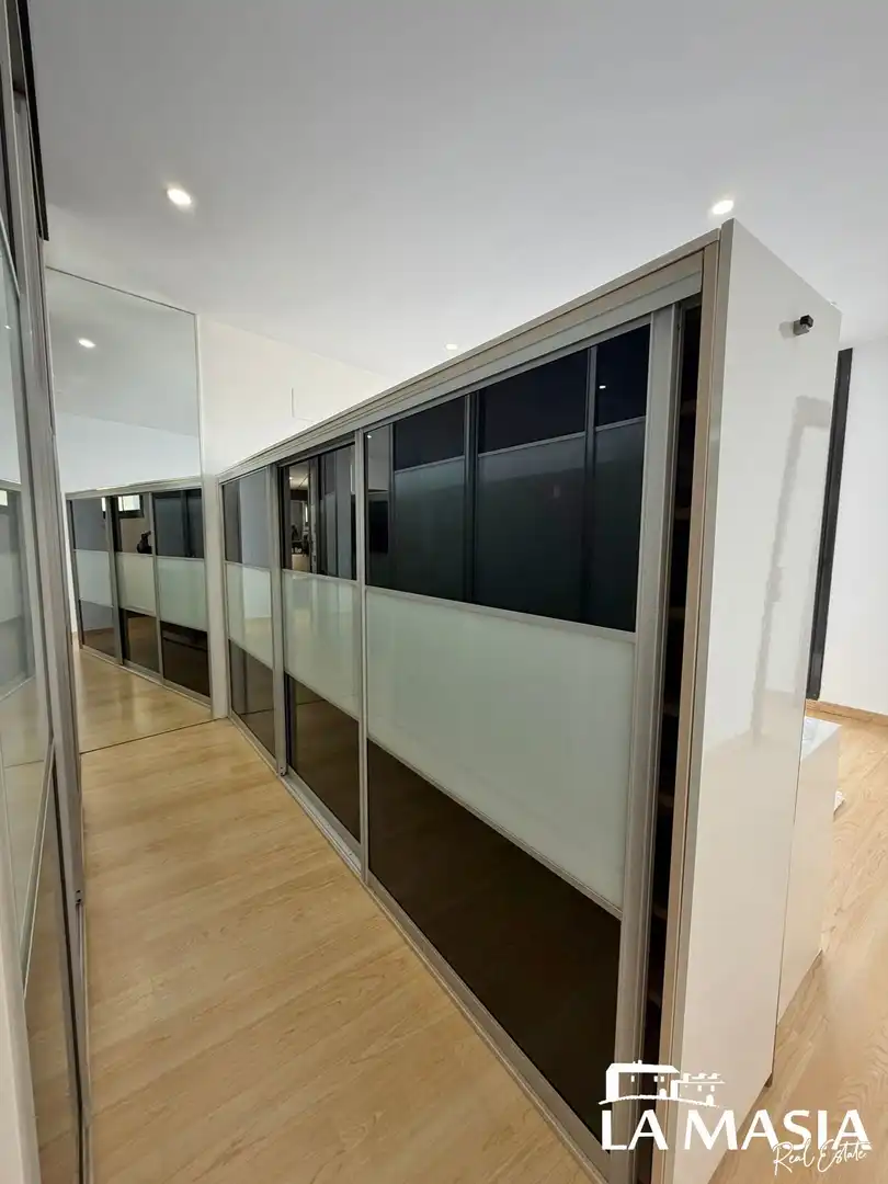 Casa o chalet en venta en Canyelles con Aire acondicionado, Calefacción y Jardín privado